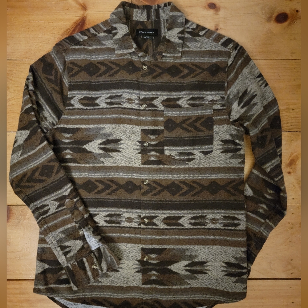 Patterned button up shirt